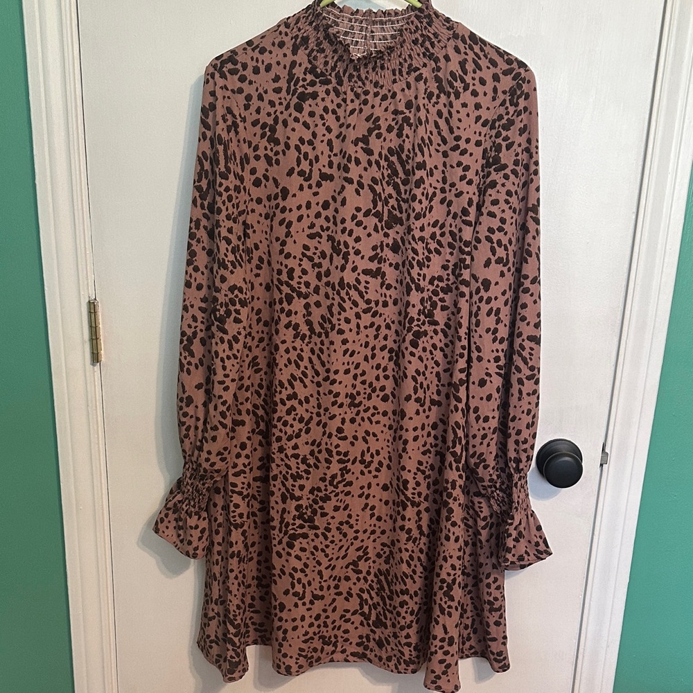 0106 Vine & Love Brown Leopard‎ Print Midi Dress women’s small